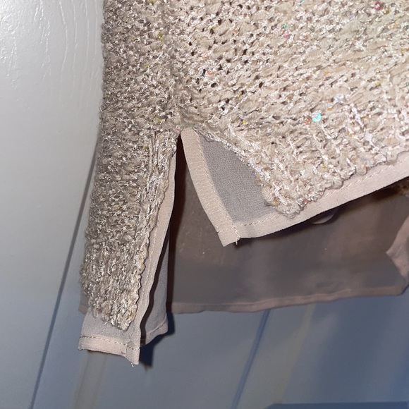 Womens Small APT. 9 Sequins V-Neck Sweater Blush - Picture 4 of 5